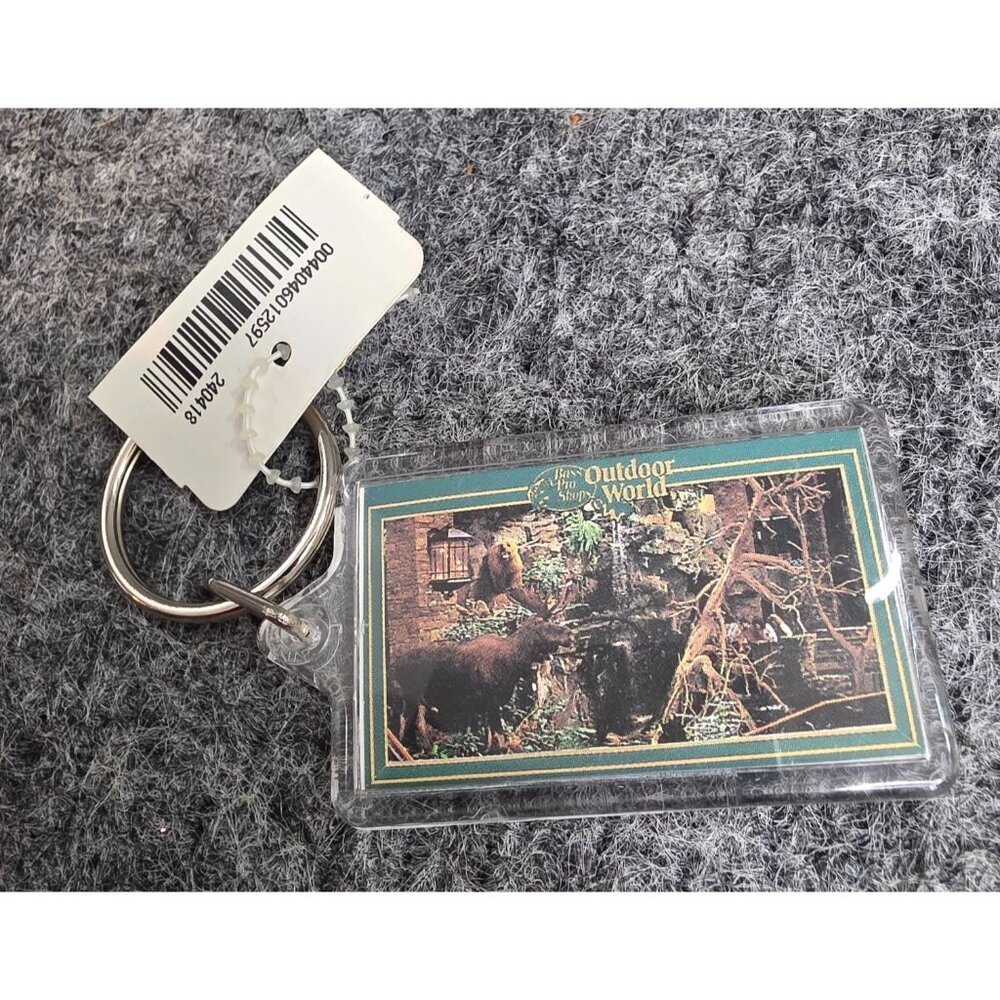 Bass Pro Shops Outdoor World Keychain